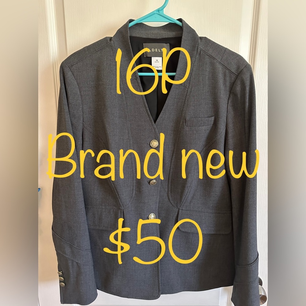 Delta Airlines Grey Executive Coat - Customer Service / Flight Attendant